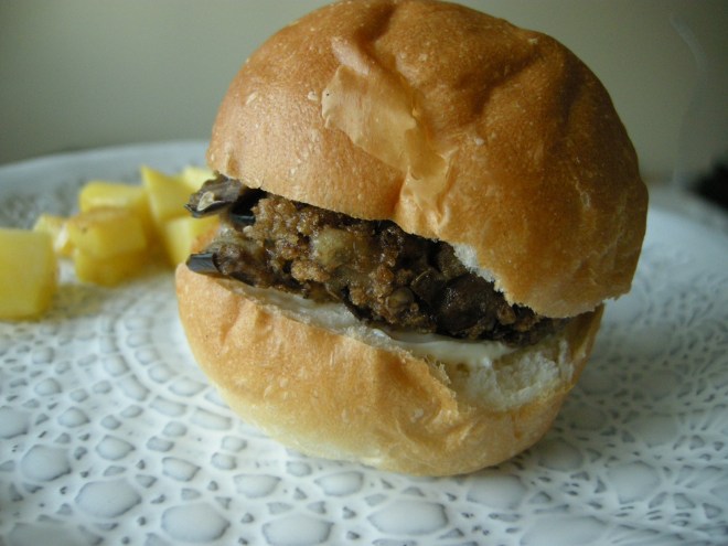 summer veggie burger 2 | aneelee.wordpress.com