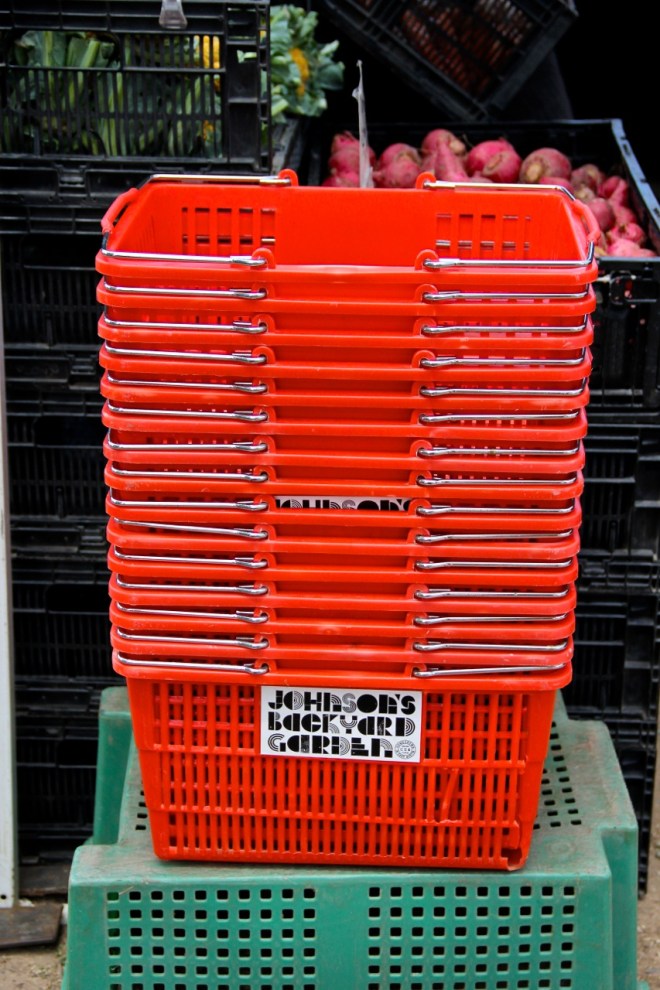 red | aneelee.wordpress.com